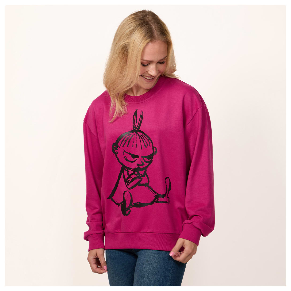 Moomin Manna Sweatshirt Sketch Little My Fuchsia | Martinex Moomin Manna Sweatshirt Sketch Little My Fuchsia | Martinex
